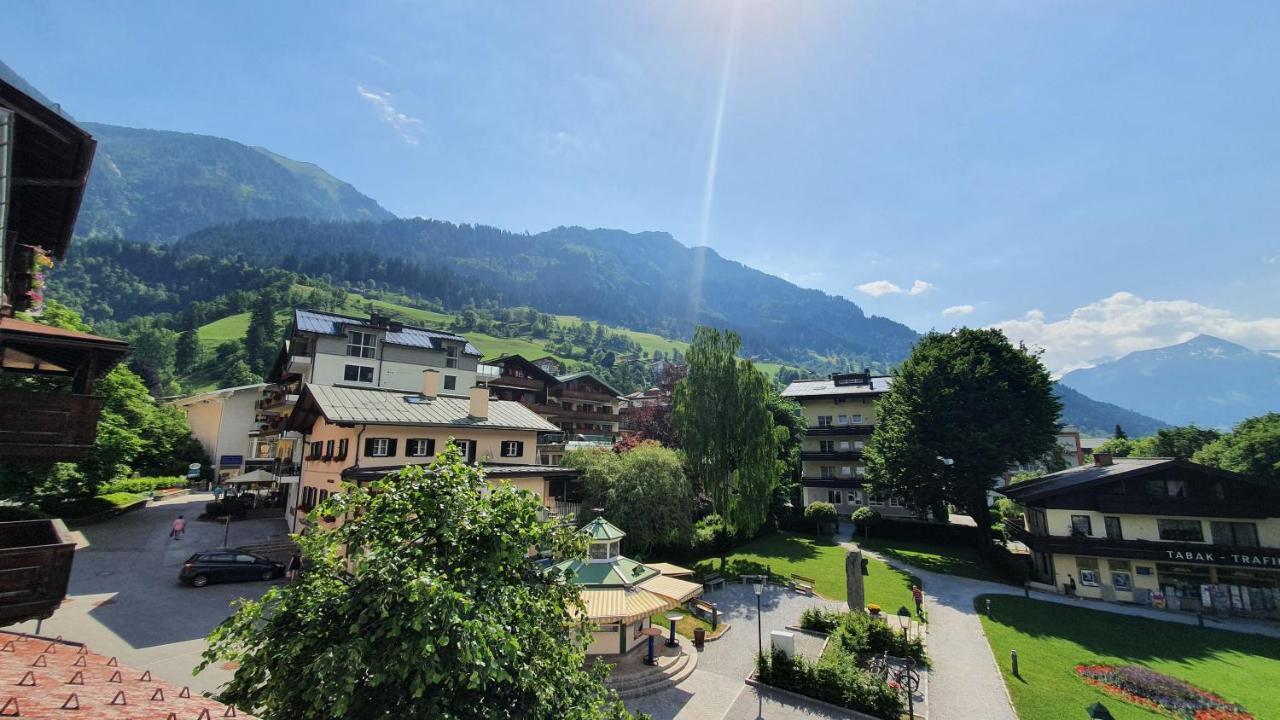 Appartements Mayr Inklusive Ganzjaehrig Gratis Zugang Zur Alpentherme Und Im Sommer Kostenlose Bergbahnnutzung باد هوفغاستين المظهر الخارجي الصورة